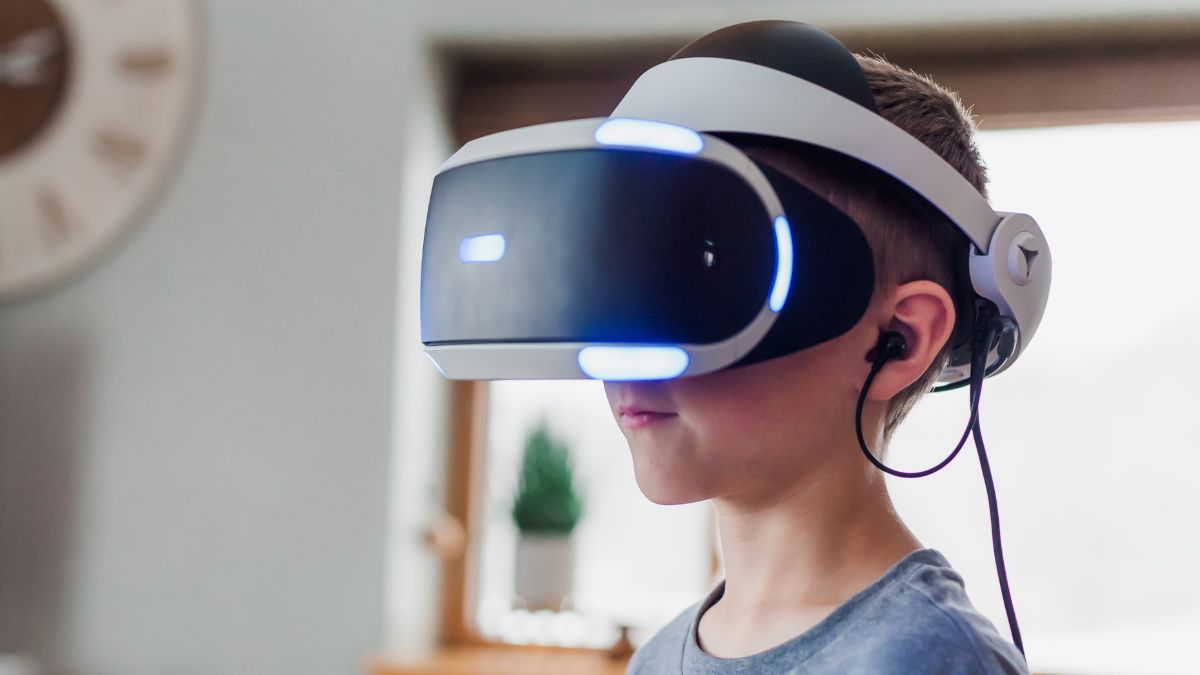 apples-arvr-headset-to-have-5000-nits-of-brightness-and-4k-resolution-per-eye-report